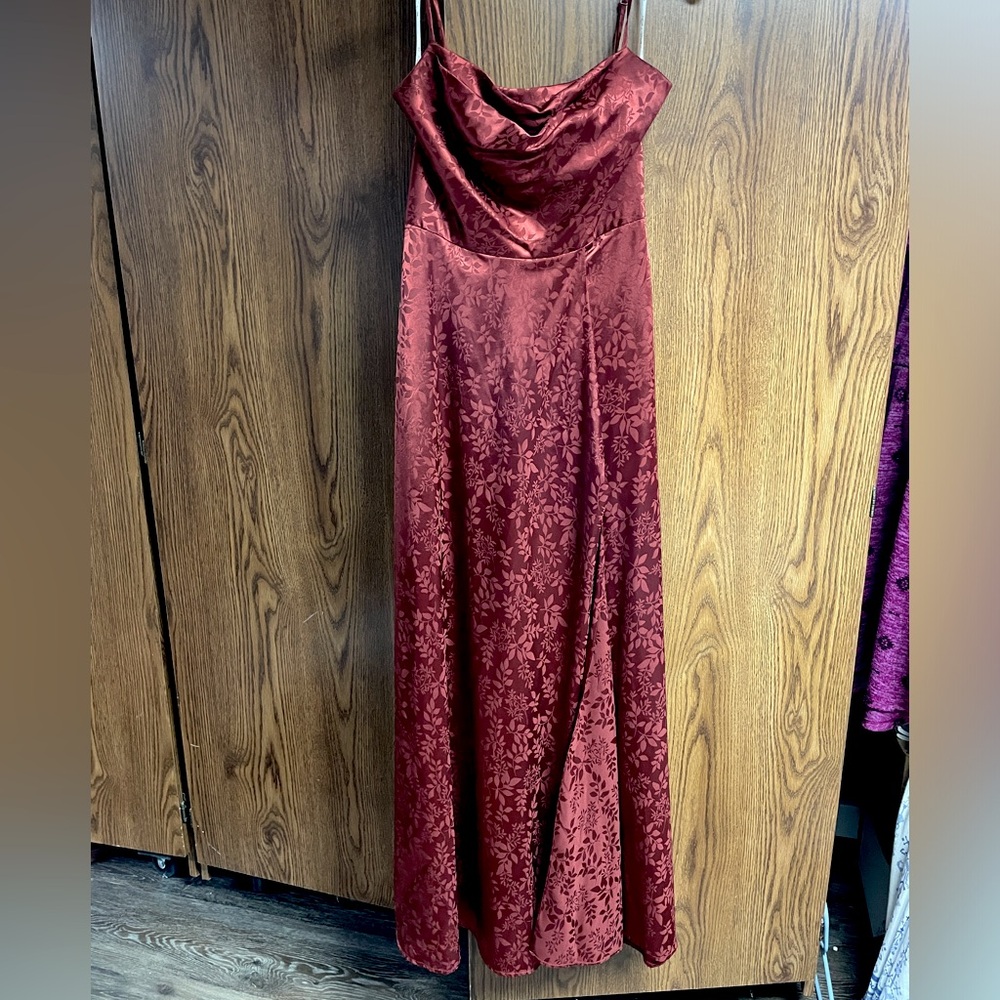 David’s bridal rust, reddish orange satin bridesmaid or formal dress. Size 4.